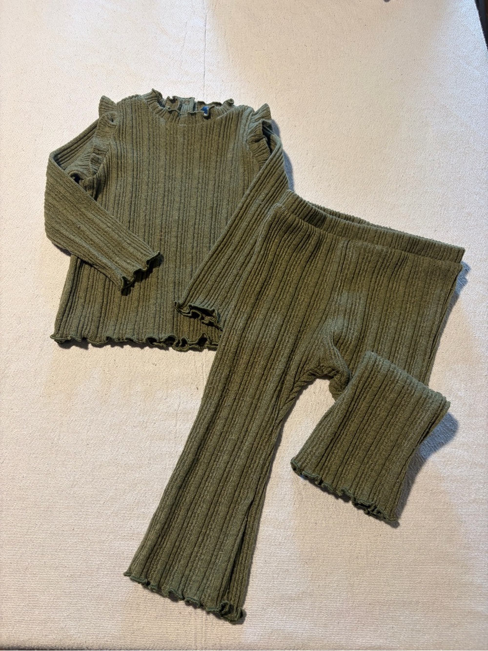 Old Navy Olive Ribbed Knit Matching Set - Green